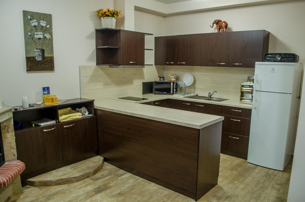 Guest House Dinevi Saparewa Banja Zewnętrze zdjęcie