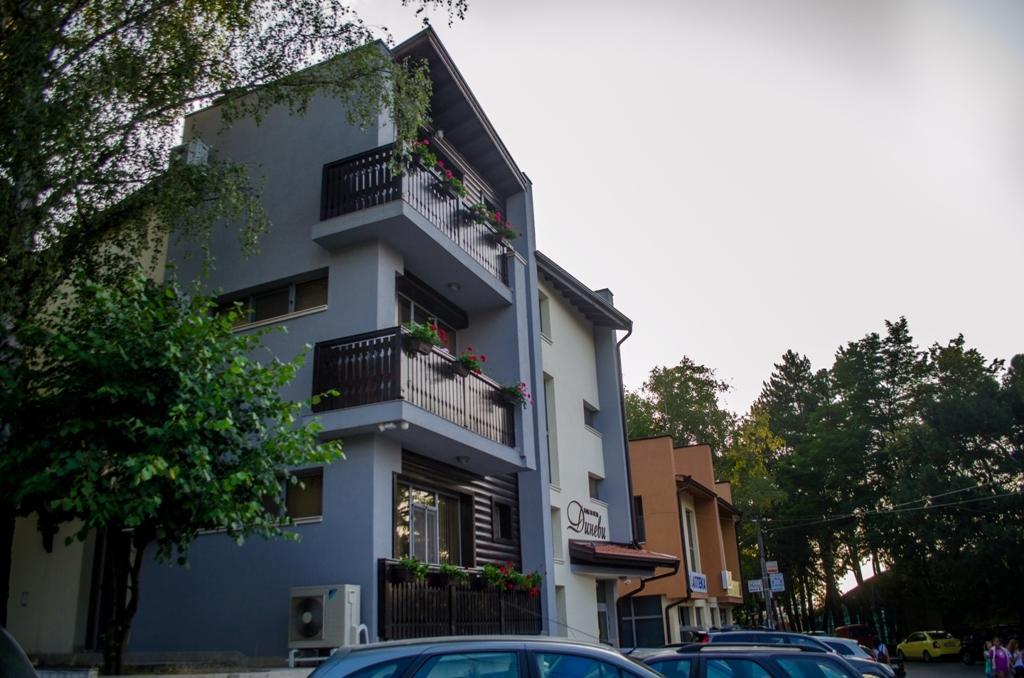 Guest House Dinevi Saparewa Banja Zewnętrze zdjęcie