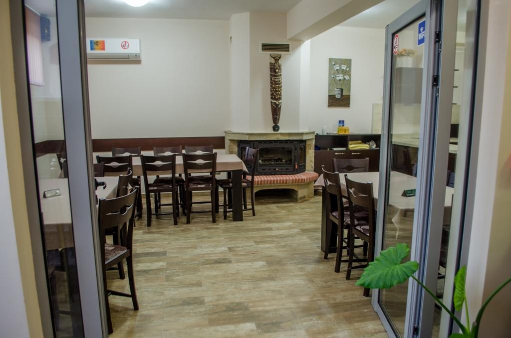 Guest House Dinevi Saparewa Banja Zewnętrze zdjęcie